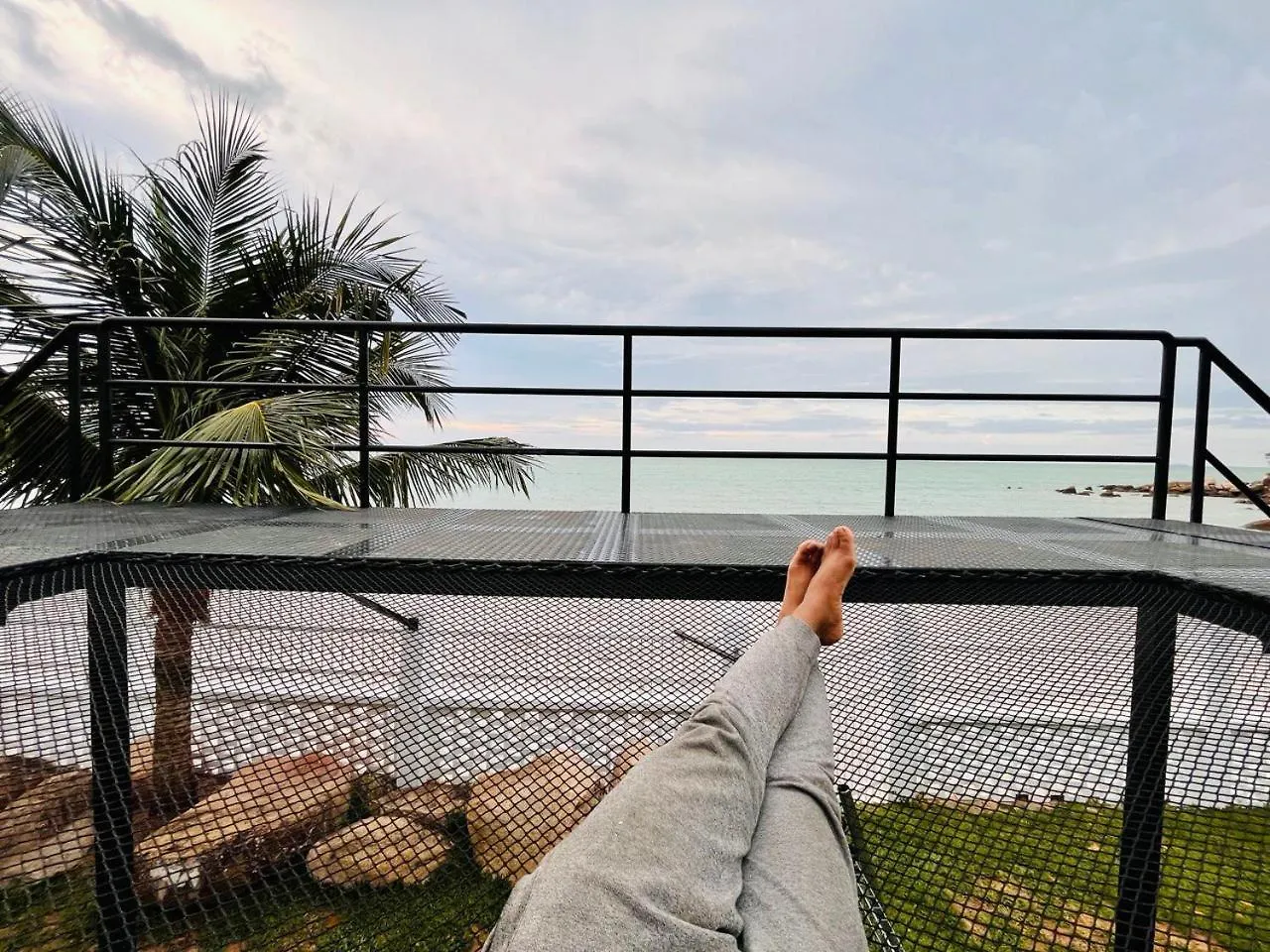 Seaview Mini Chalet By Stayco - Direct Beach Access Tanjung Bungah  Malaysia