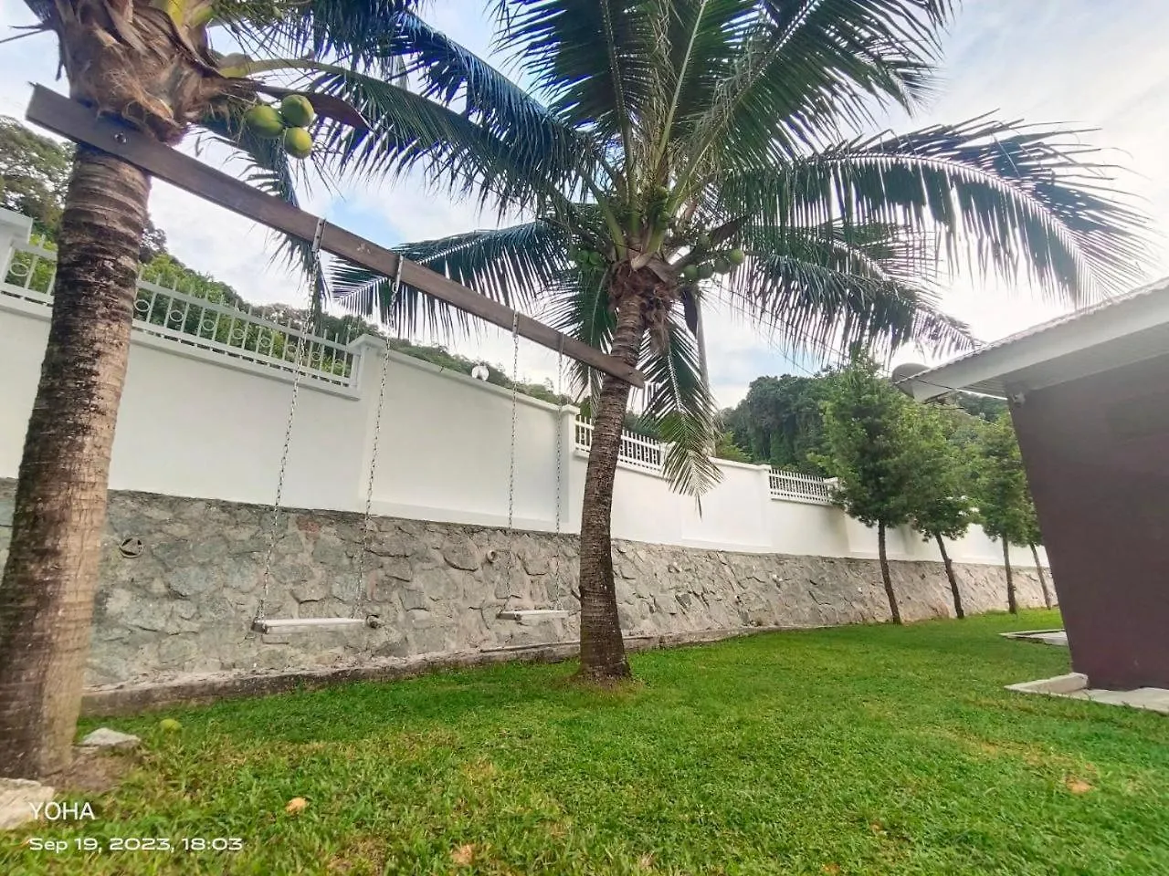 Seaview Mini Chalet By Stayco - Direct Beach Access Tanjung Bungah