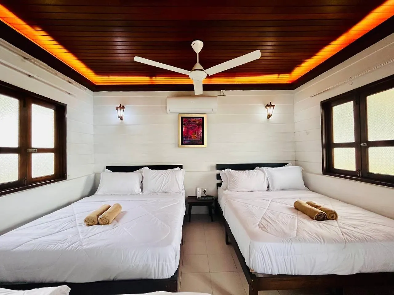 Seaview Mini Chalet By Stayco - Direct Beach Access Tanjung Bungah